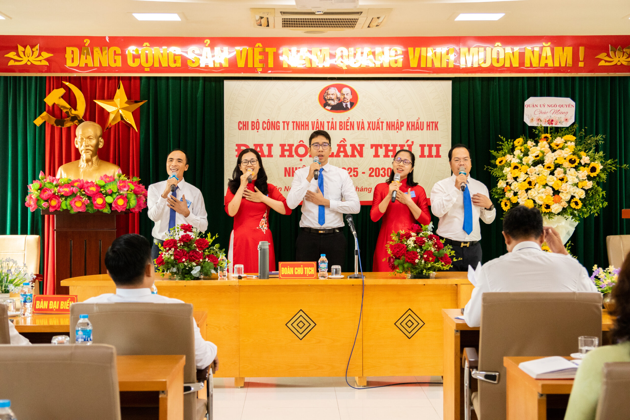 CHI BỘ TỔ CHỨC THÀNH CÔNG ĐẠI HỘI NHIỆM KỲ 2025–2030